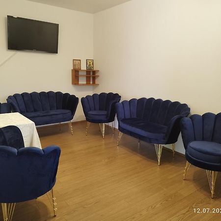 Vilman House Hotel Rîşnov Екстериор снимка