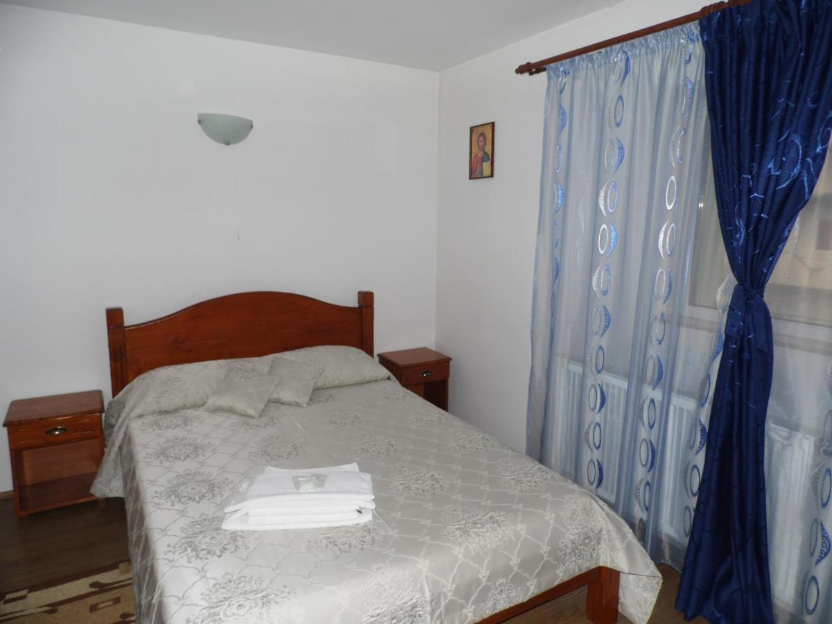 Vilman House Hotel Rîşnov Екстериор снимка